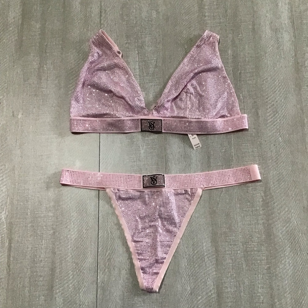 Victoria’s Secret Shine Cotton Wireless Plunge Bralette & G String Panty Set